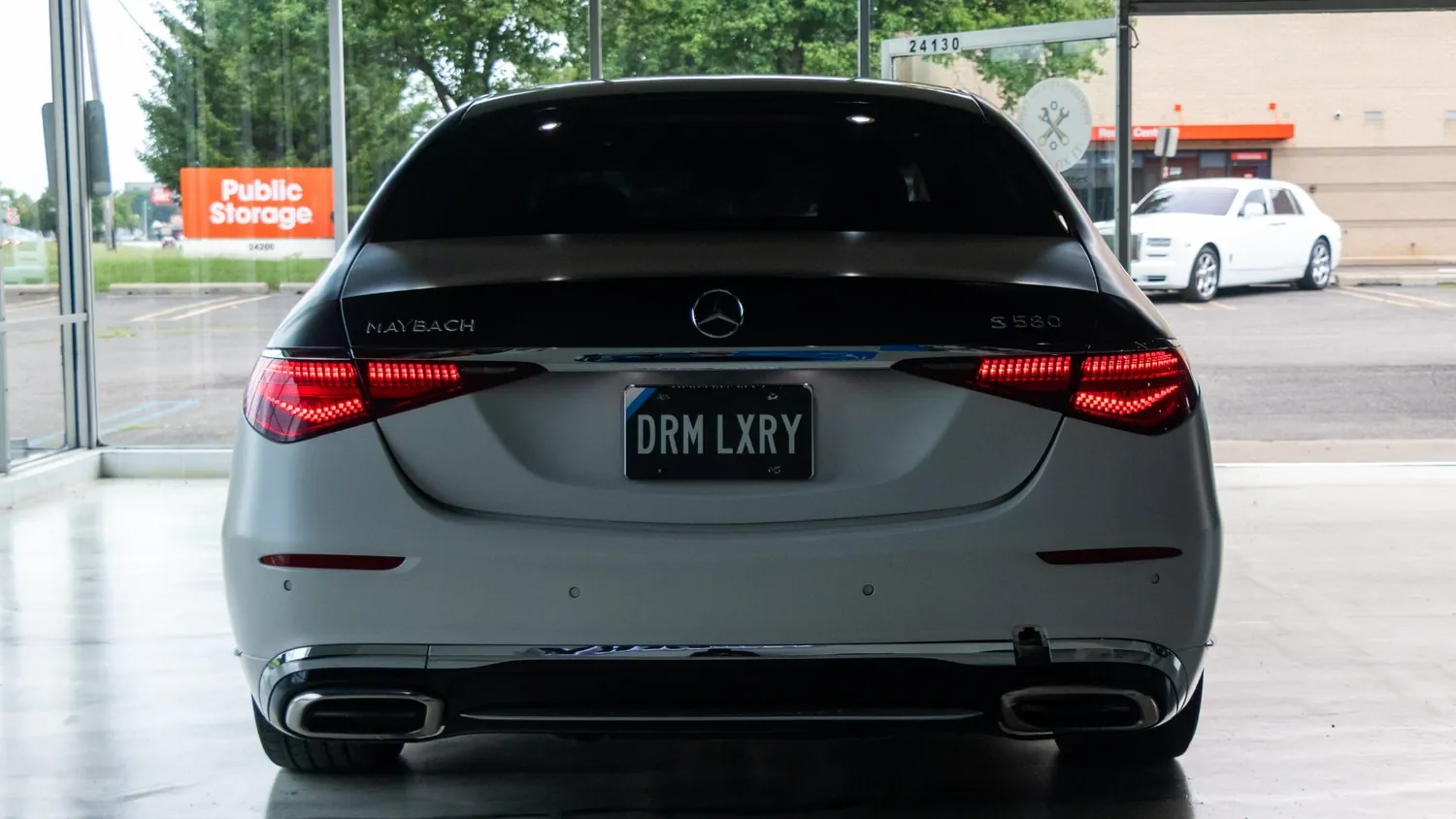 Two-tone Mercedes-Maybach S580 rental in Detroit, rear view
