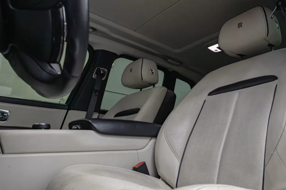 Cream leather seats inside the Rolls-Royce Cullinan
