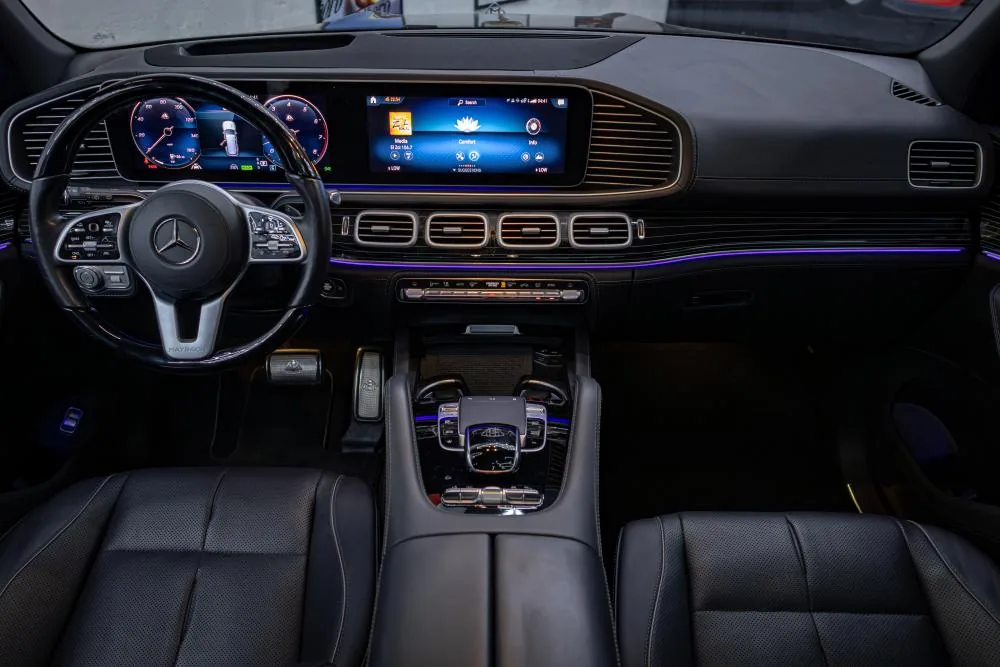 Mercedes-Maybach GLS 600 dashboard with widescreen display and ambient lighting