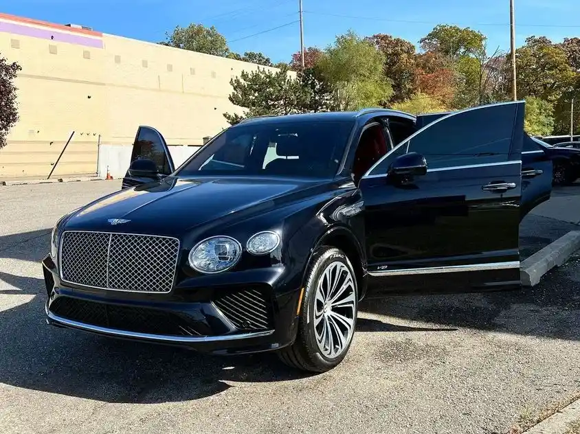 Bentley Bentayga Rental