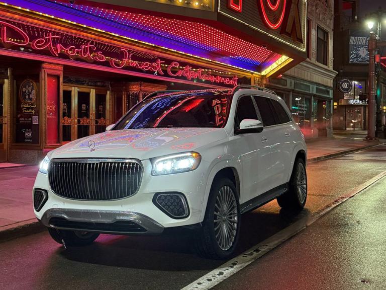 Maybach GLS 600 SUV Rental in Detroit, MI