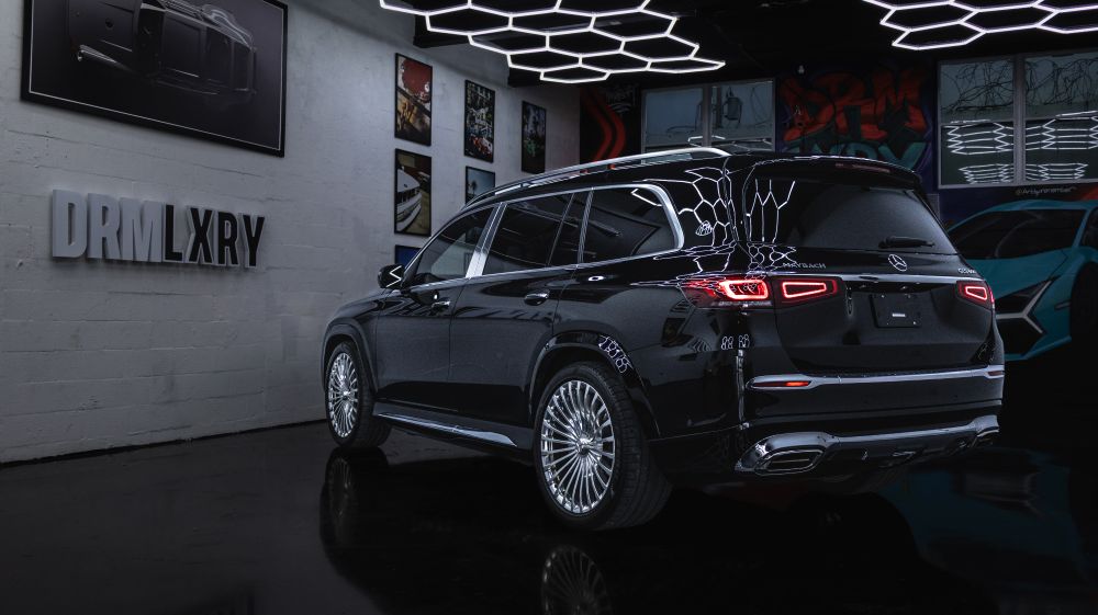 Mercedes Benz Maybach GLS600 - 07